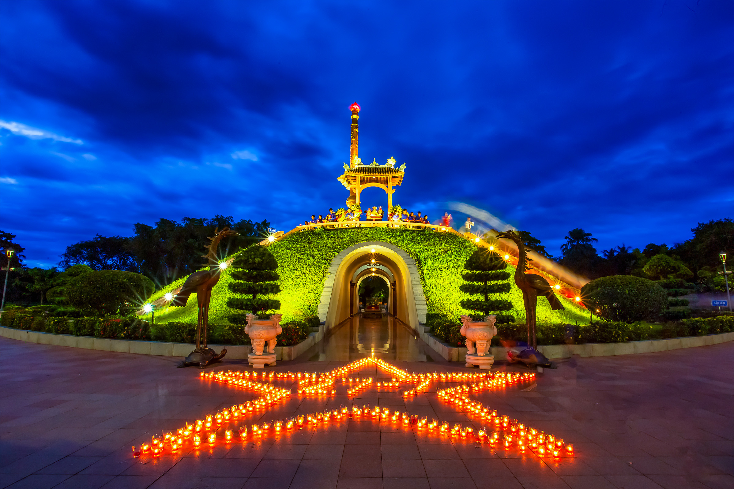 Linh thiêng đêm Thành Cổ
