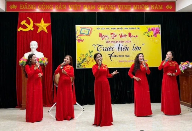Câu lạc bộ dân ca Sông Hiền - Nơi những "tâm hồn đồng điệu" góp phần gìn giữ bản sắc quê hương
