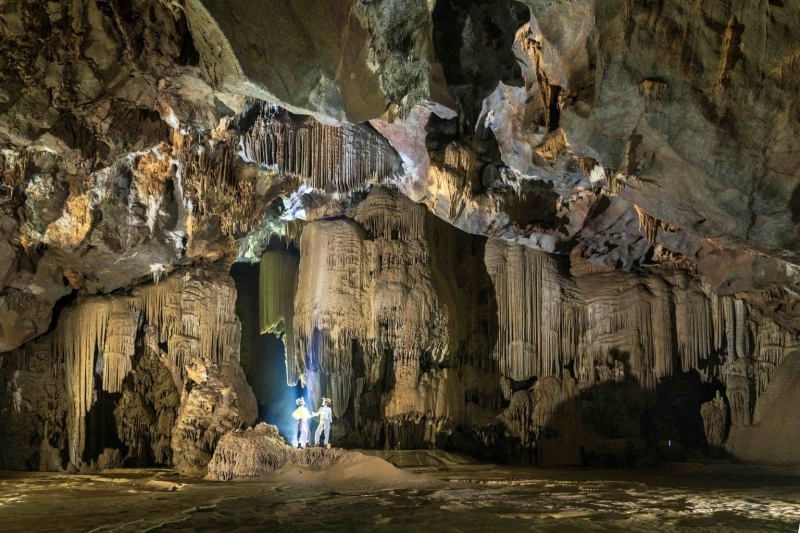 Phát hiện “cung điện thạch nhũ” tráng lệ tại Phong Nha - Kẻ Bàng