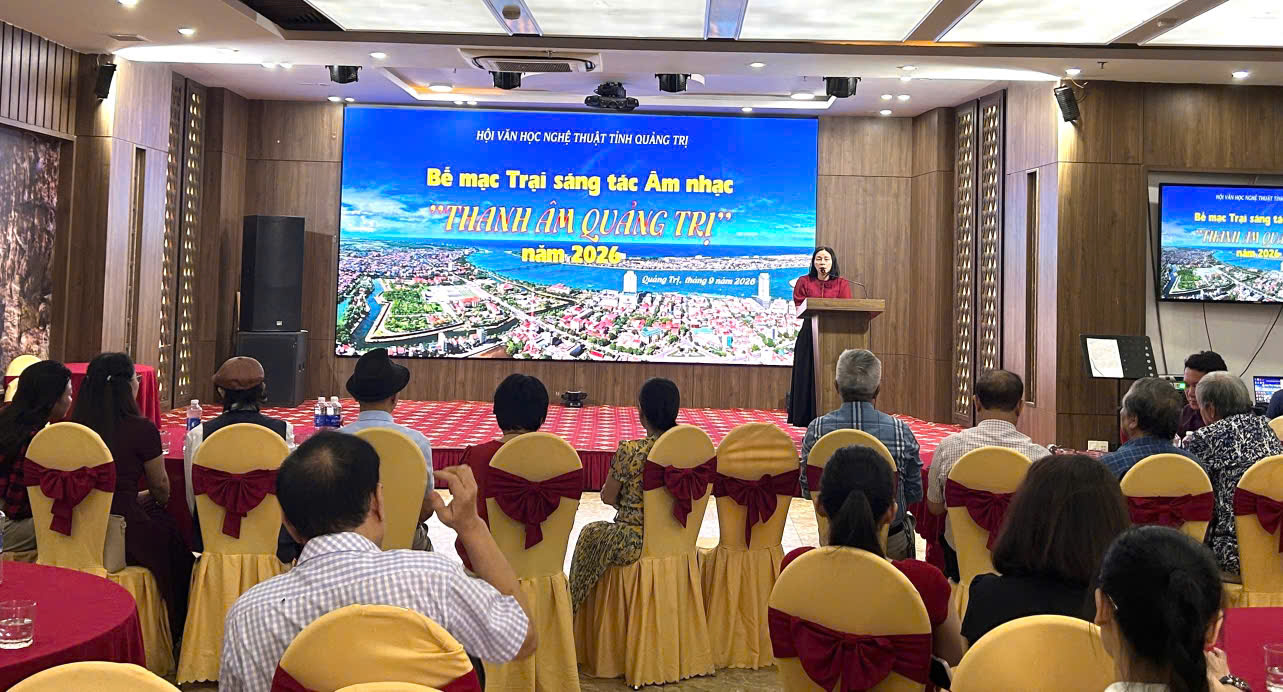 Quang cảnh buổi bế mạc